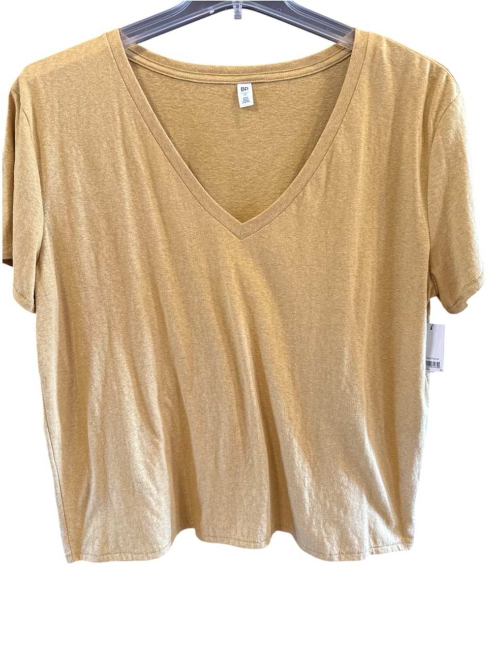 BP. Essential V-Neck Tee